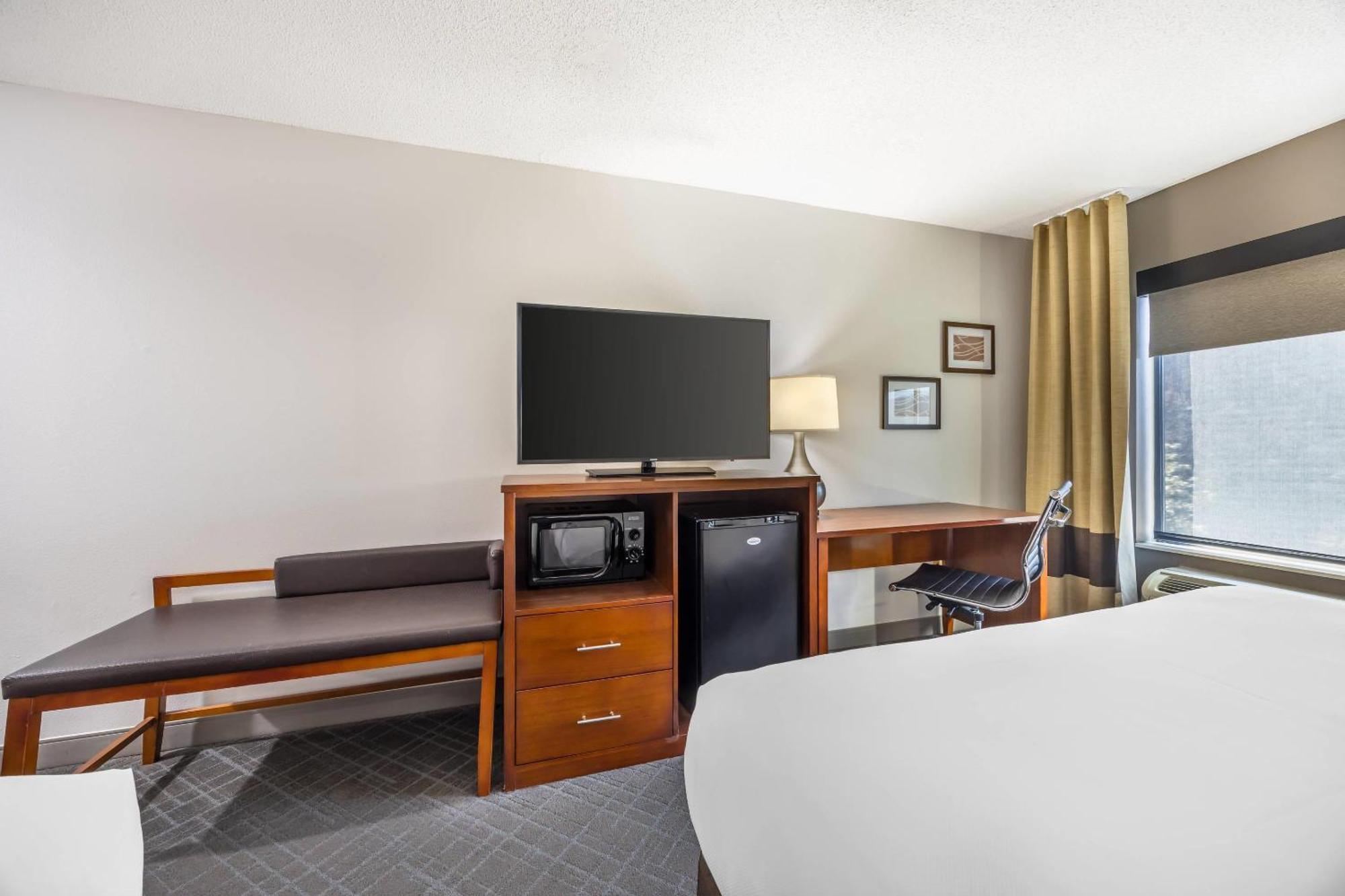 Comfort Inn & Suites Chattanooga West - Lookout Mountain Bagian luar foto